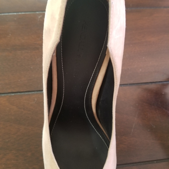 Heels - Picture 3 of 3